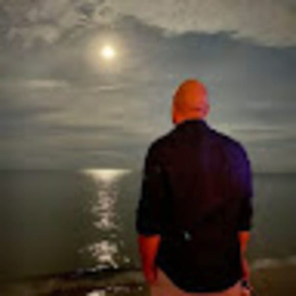 Meet your Posher, Ruby - Picture 1 of 1